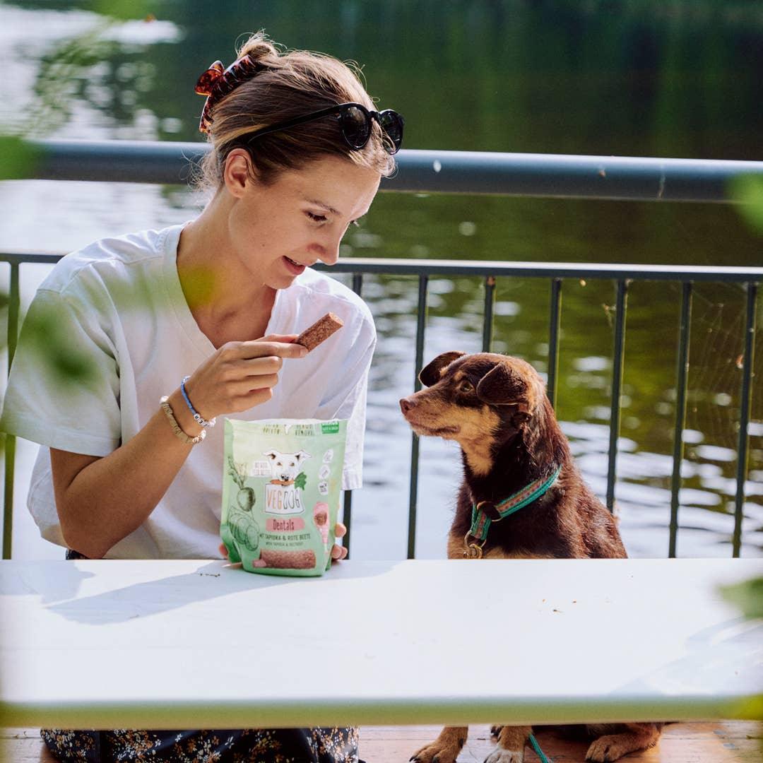 TANDHEELKUNDIGE PRODUCTEN 120 g - VEGDOG - VeganHondenvoer.nl