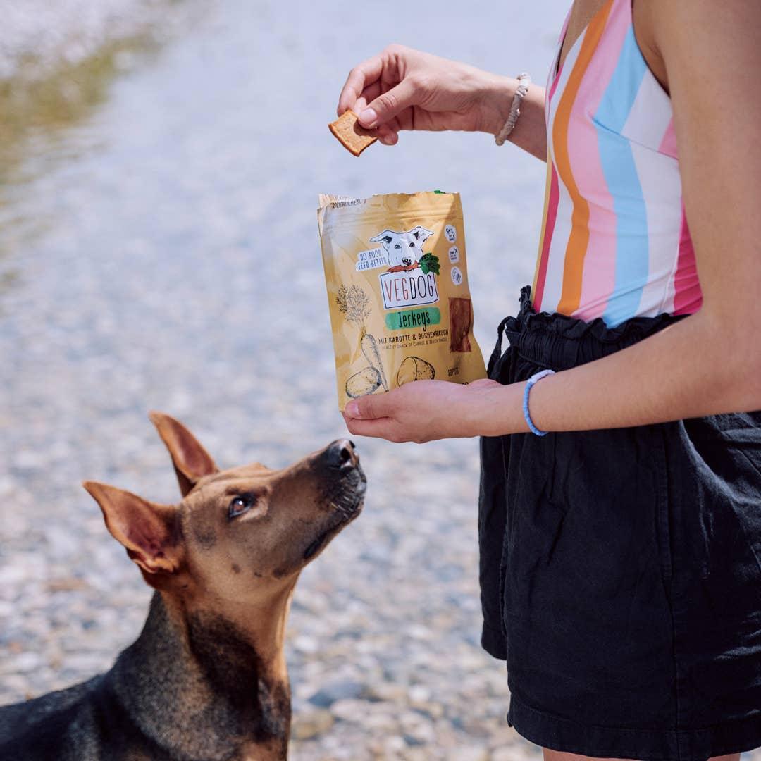JERKEYS 80 g - VEGDOG - VeganHondenvoer.nl